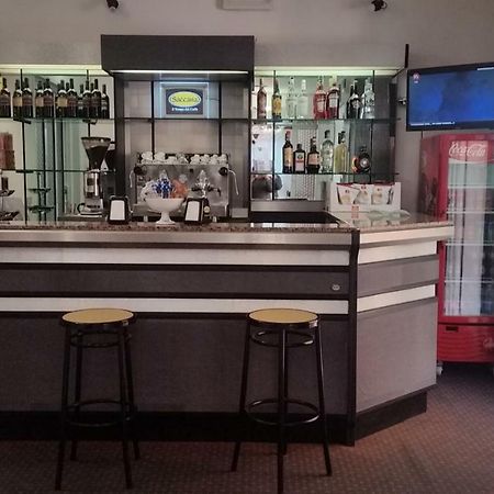 Hotel Manolita Ρίμινι Εξωτερικό φωτογραφία