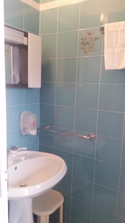 Hotel Manolita Ρίμινι Εξωτερικό φωτογραφία