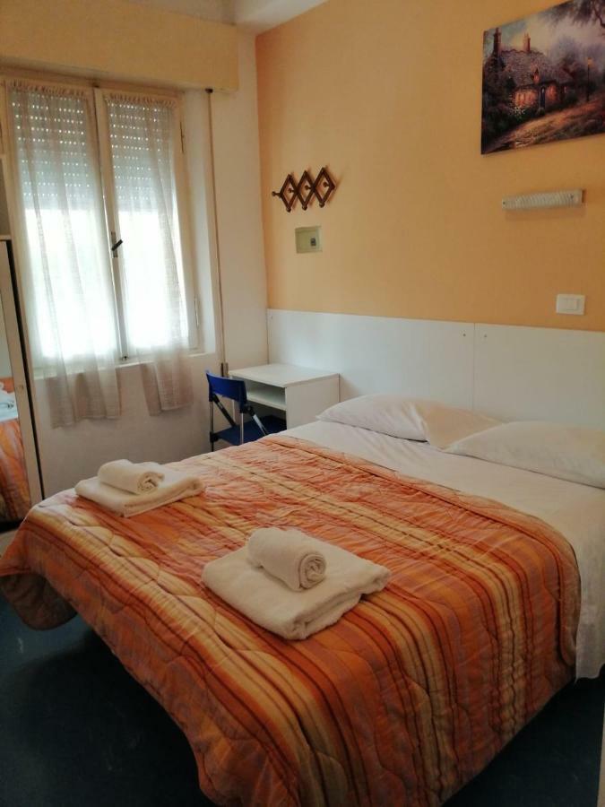 Hotel Manolita Ρίμινι Εξωτερικό φωτογραφία