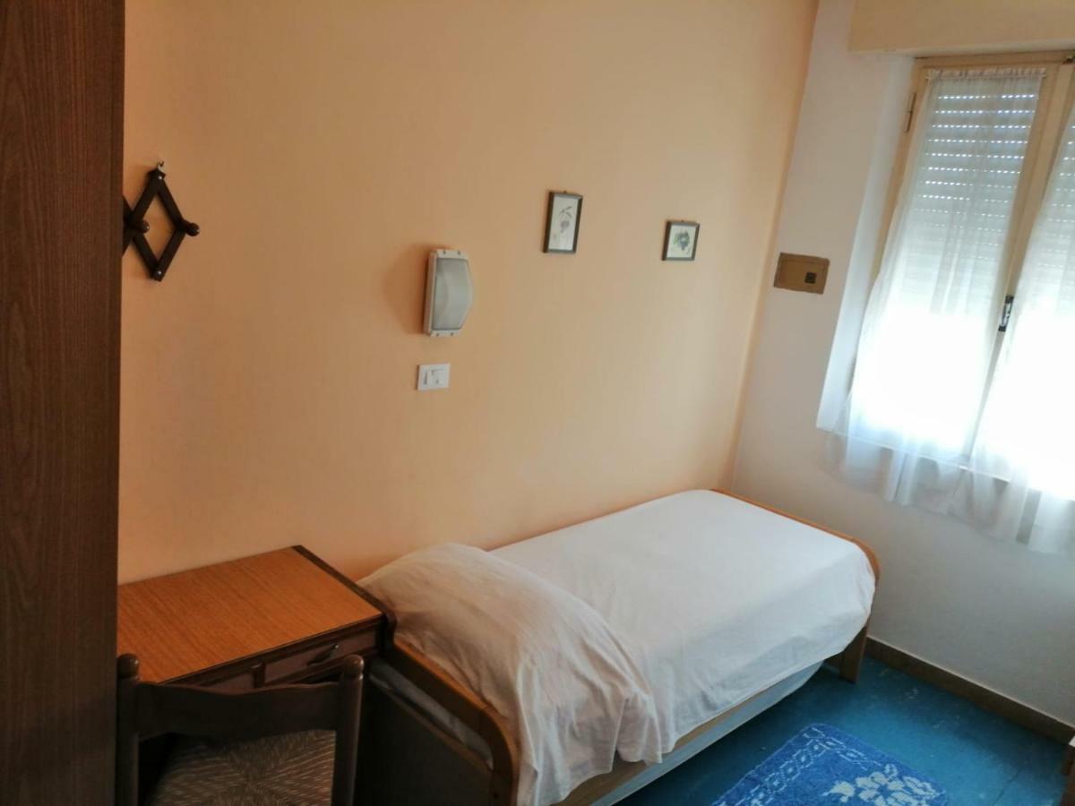 Hotel Manolita Ρίμινι Εξωτερικό φωτογραφία